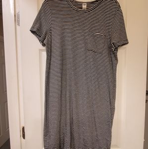Stripped short sleeve dress